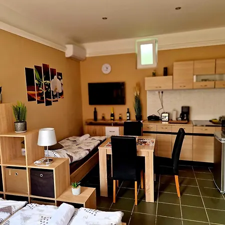 Két Sirály Appartamento *